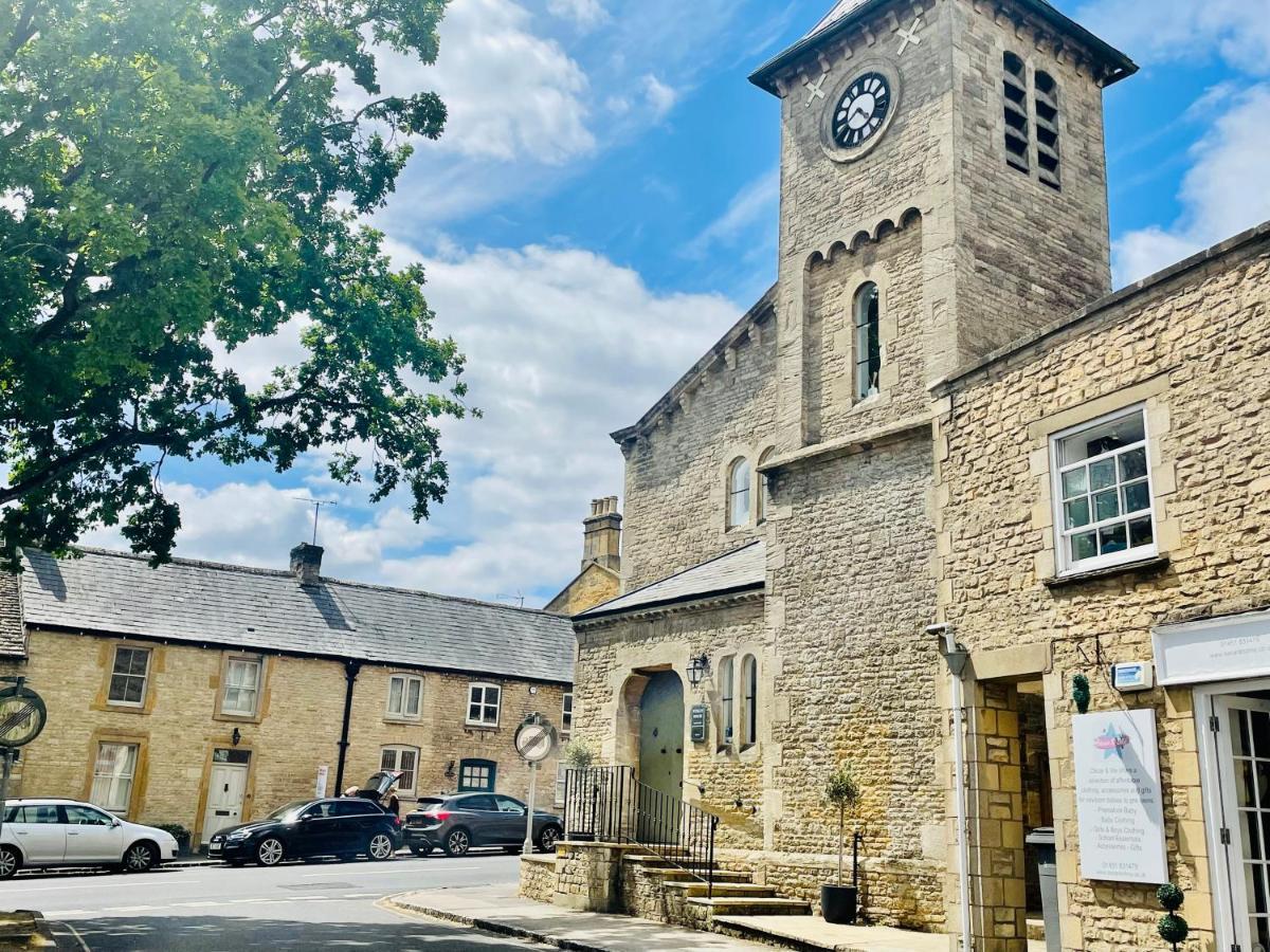شقة The Clock Tower Stow المظهر الخارجي الصورة