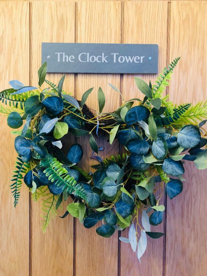 شقة The Clock Tower Stow المظهر الخارجي الصورة